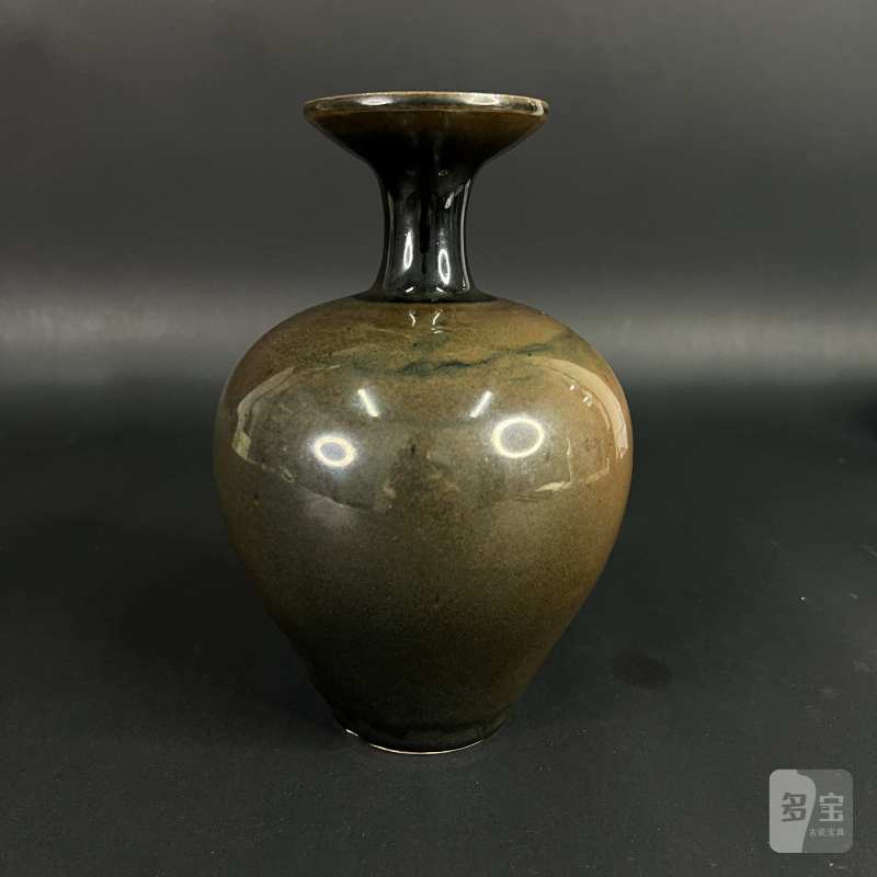近代 紫金釉嘟噜瓶